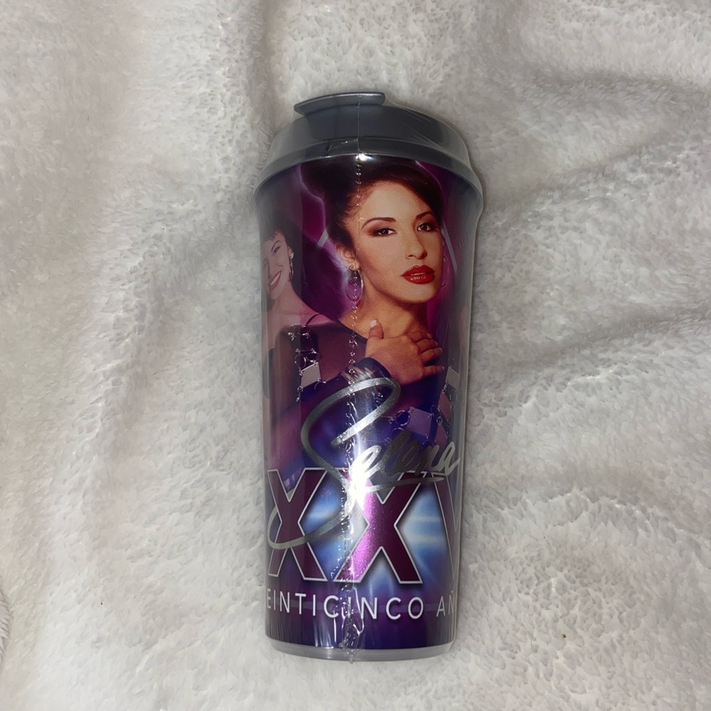 “SELENA QUINTANILLA" CUPS - Picture 4 of 9